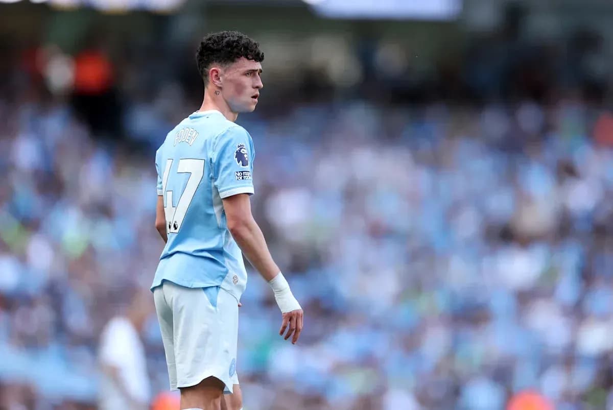 Игрок Manchester City Фил Фоден на поле