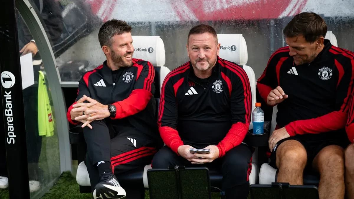 Тренеры Manchester United на скамейке запасных