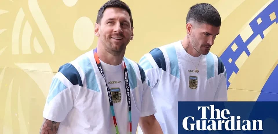 Игроки сборной Аргентины перед матчем на турнире