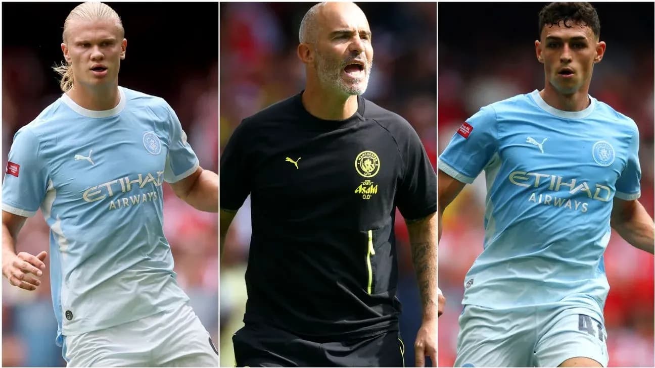 Игроки Manchester City на поле во время матча