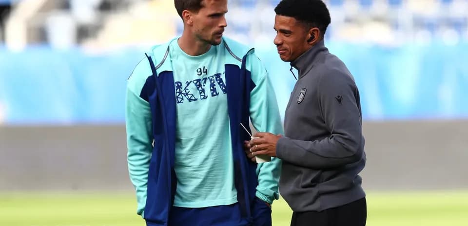 Игроки PAOK и Динамо Киев на тренировке