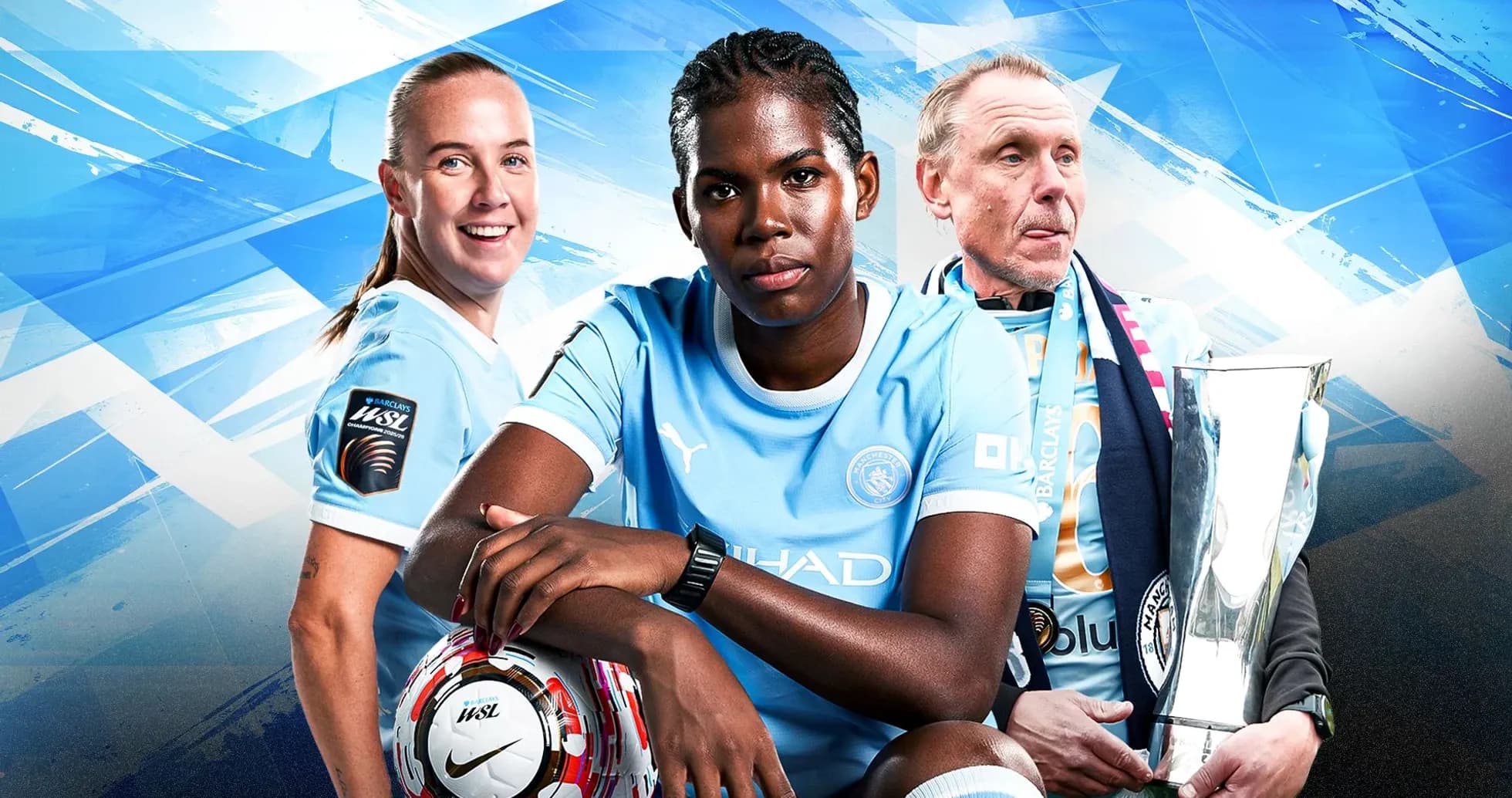 Игроки Manchester City и тренер с трофеем Игроки Manchester City и тренер с трофеем