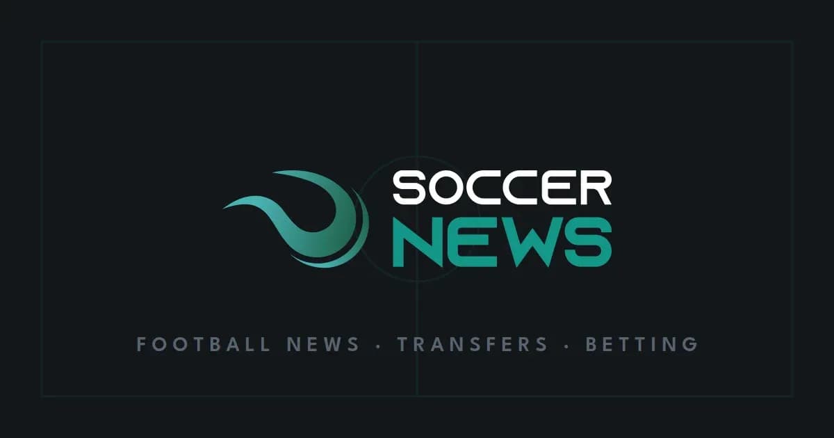 Логотип Soccer News с текстом о новостях футбола Логотип Soccer News с текстом о новостях футбола